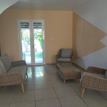 Petite Maison A 12Mn Du Bassin De Manapany Saint-Joseph Exteriér fotografie